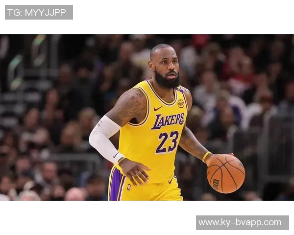 詹姆斯未来动向引发热议下季或续约湖人或重返骑士